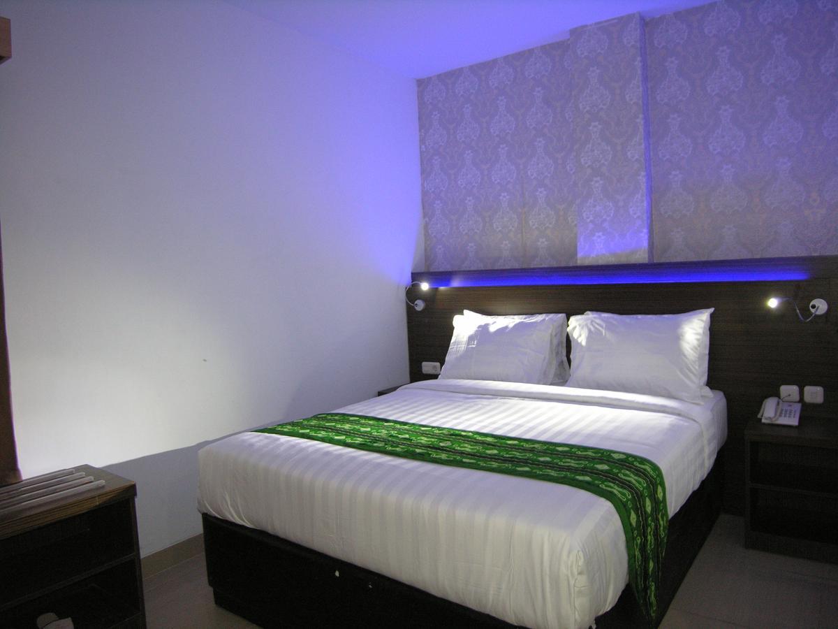 בנג'ארמאסין Hotel Delima מראה חיצוני תמונה